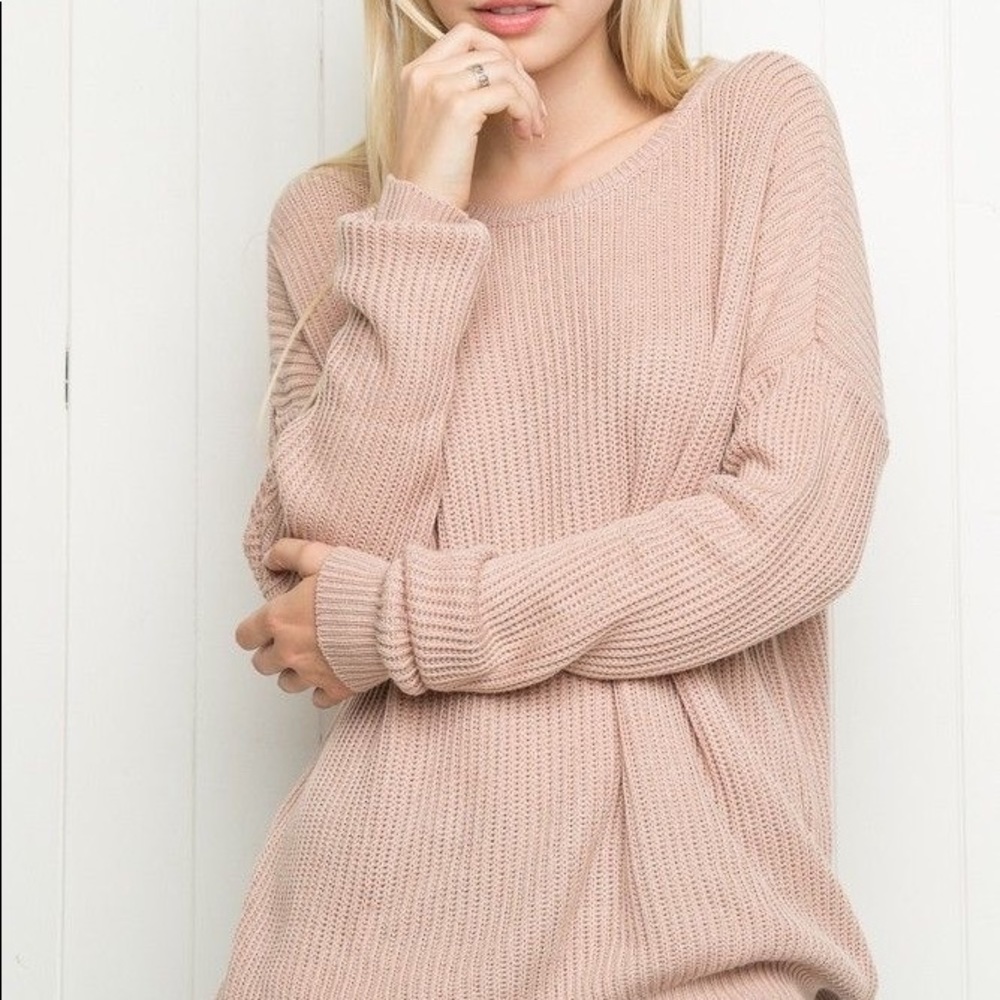 BRANDY MELVILLE LIGHT BLUSH SWEATER (ONE SIZE)